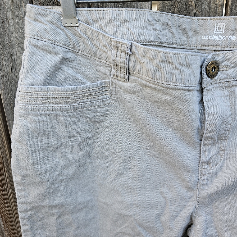Liz Claiborne  Cropped Casual Pants Women Size 18 - Picture 6 of 16